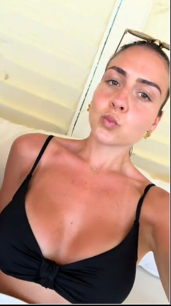 Full leaked Leanvndtl private onlyfans photo