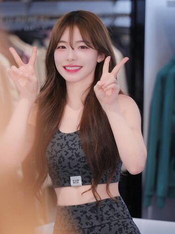 Lee Dahye 이다혜 / le_dahye