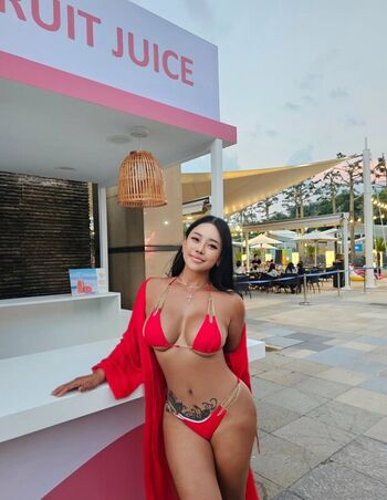 Full leaked Lee so young private onlyfans photo
