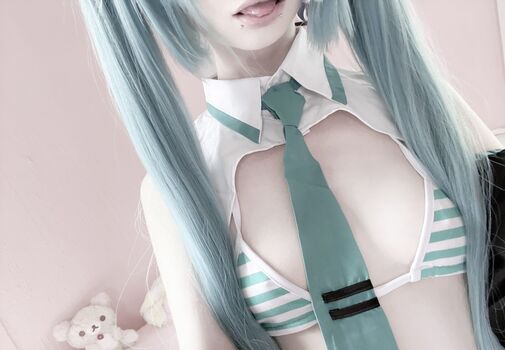 Full leaked Lulu chu / private onlyfans photo