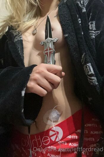 Full leaked Left fordread private onlyfans photo