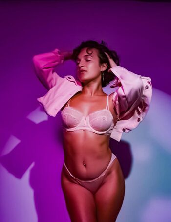 Full leaked Leila aurora private onlyfans photo