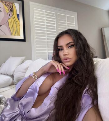 Full leaked Leila barlow private onlyfans photo