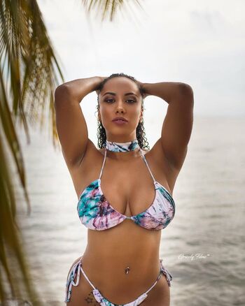 Full leaked Leila grey private onlyfans photo