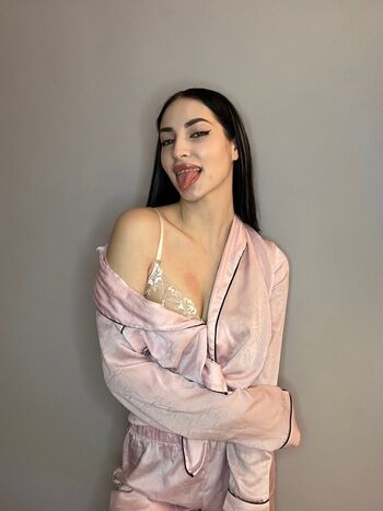Full leaked Leila private onlyfans photo
