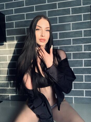 Full leaked Leila private onlyfans photo