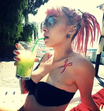 Full leaked Lena scissorhands private onlyfans photo