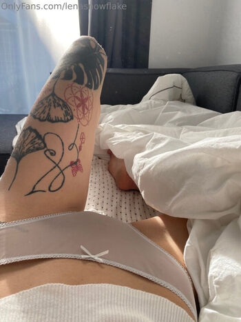 Full leaked Lenasnowflake private onlyfans photo