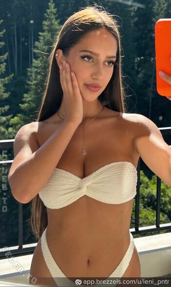 Full leaked Leni pntr private onlyfans photo