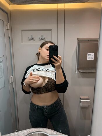 Full leaked Lenny bright private onlyfans photo