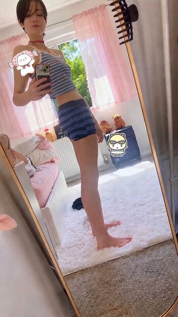 Full leaked Leonie private onlyfans photo