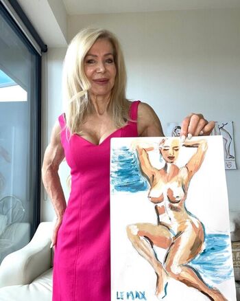 Lesley Maxwell