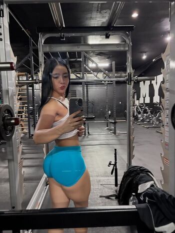 Full leaked Lesliemrtinez private onlyfans photo