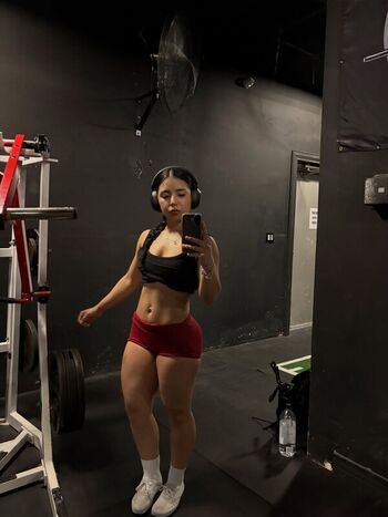 Full leaked Lesliemrtinez private onlyfans photo