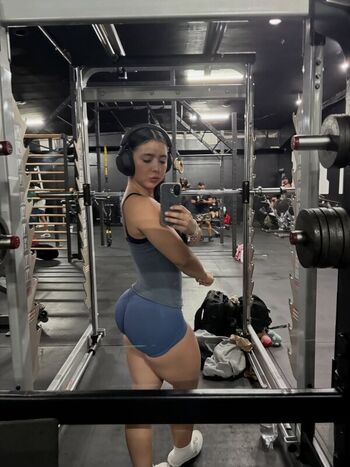Full leaked Lesliemrtinez private onlyfans photo