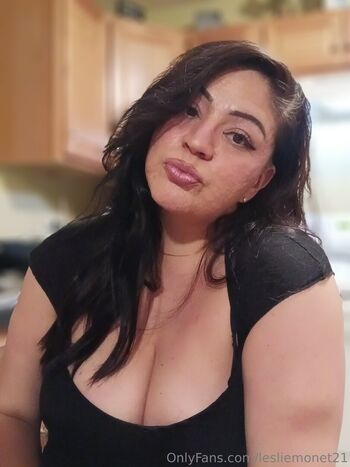 lesliemonet21