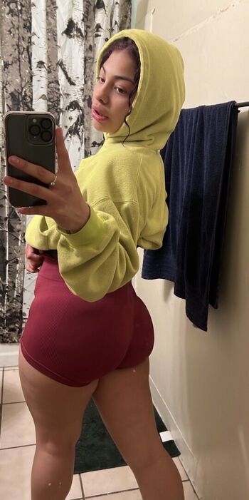 Full leaked Lesly hernandez private onlyfans photo