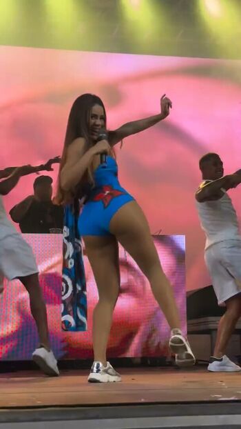 Full leaked Sophiasun/ private onlyfans photo