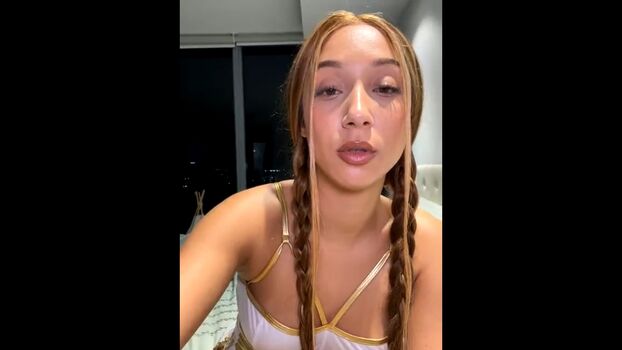 Full leaked Apex suicide/ private onlyfans photo