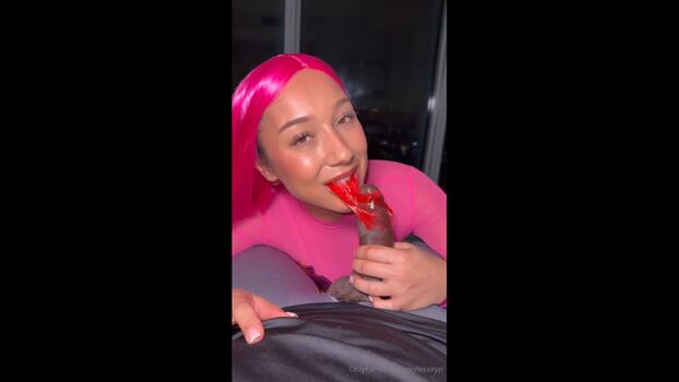 Full leaked Avery lust/ private onlyfans photo