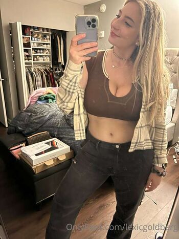 Full leaked Lexi cayla  page private onlyfans photo