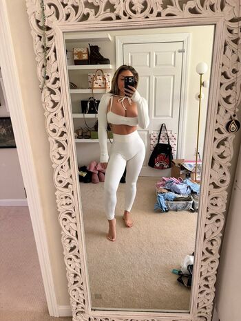 Full leaked Lexis deanna private onlyfans photo