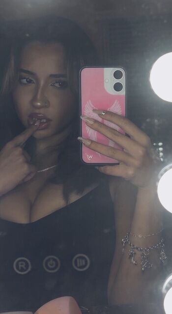 Full leaked Leyla arroyo page private onlyfans photo