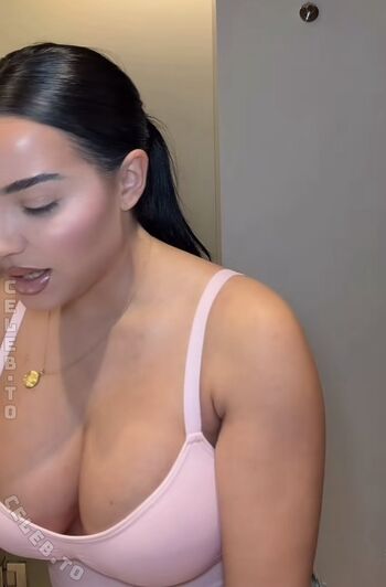 Full leaked Leyla lahouar private onlyfans photo