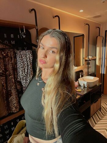 Full leaked Lia leiper private onlyfans photo