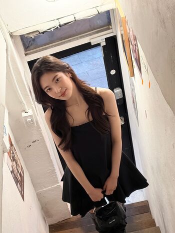 Full leaked Lia loves page private onlyfans photo
