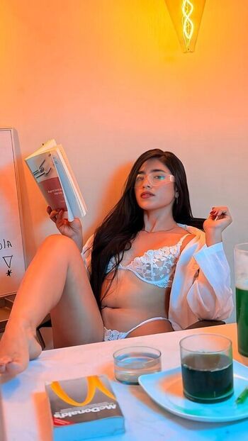 Full leaked Lia mar private onlyfans photo