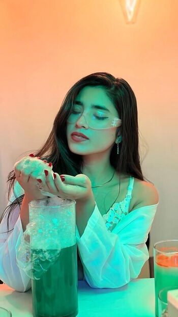 Full leaked Lia mar private onlyfans photo