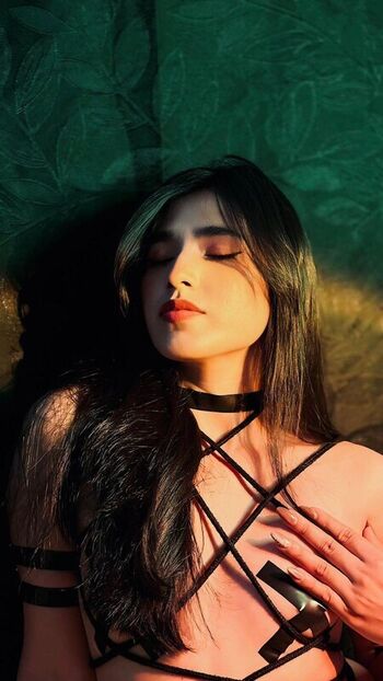 Full leaked Lia mar private onlyfans photo