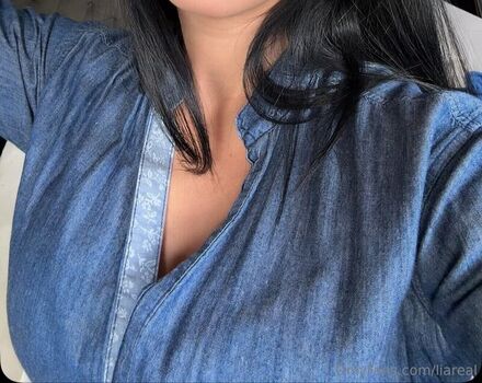 Full leaked Liareal private onlyfans photo