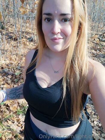 Full leaked Light on me vip private onlyfans photo