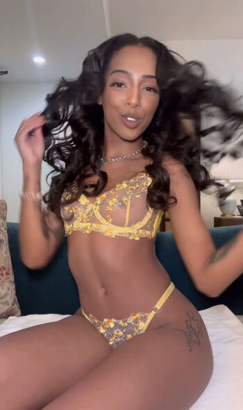 Full leaked Lightskin private onlyfans photo