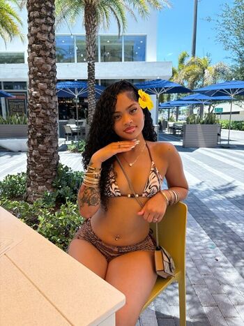 Full leaked Lightskin  page private onlyfans photo