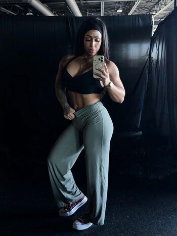 Full leaked Lightskin private onlyfans photo