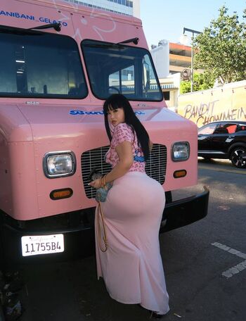 Full leaked Likkleyani private onlyfans photo