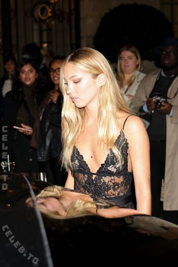 Full leaked Lila grace moss private onlyfans photo