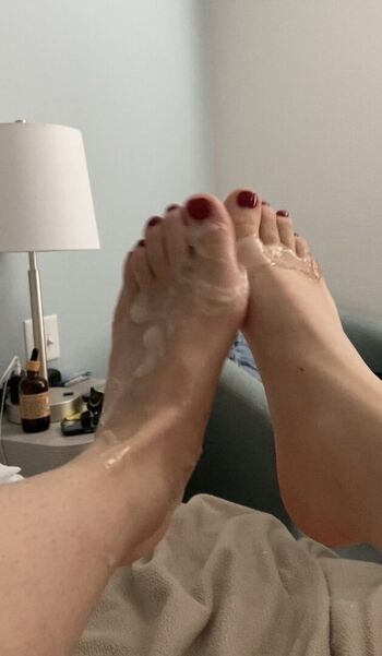 Full leaked Lilarove page private onlyfans photo