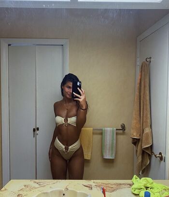 Full leaked Lilawiiams private onlyfans photo