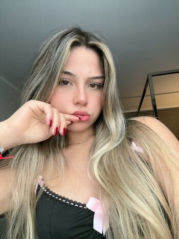 Full leaked Lilbillie private onlyfans photo