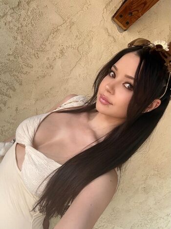 Full leaked Lilchiipmunk page private onlyfans photo