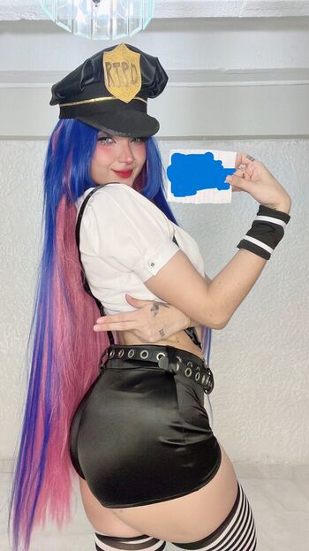 Lilcutiecherie/angelicwaifu_