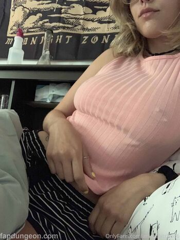 Full leaked Lilgothfairy private onlyfans photo