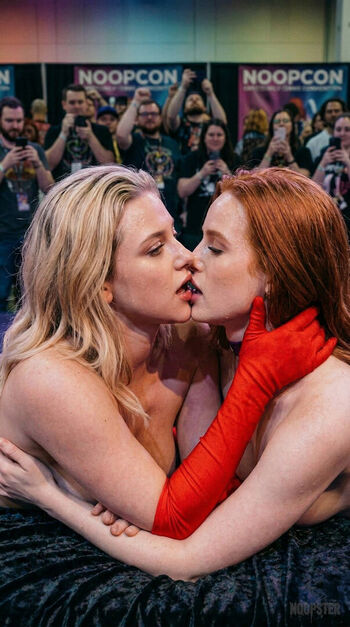 Full leaked Lili reinhart page private onlyfans photo