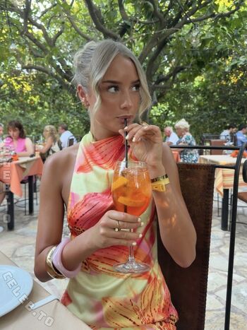 Full leaked Lilia batten private onlyfans photo