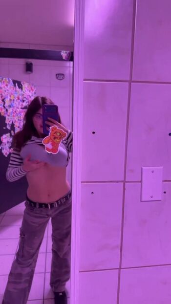 Full leaked Lilk private onlyfans photo