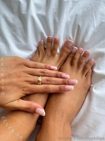 Full leaked Lillian phillips  page private onlyfans photo
